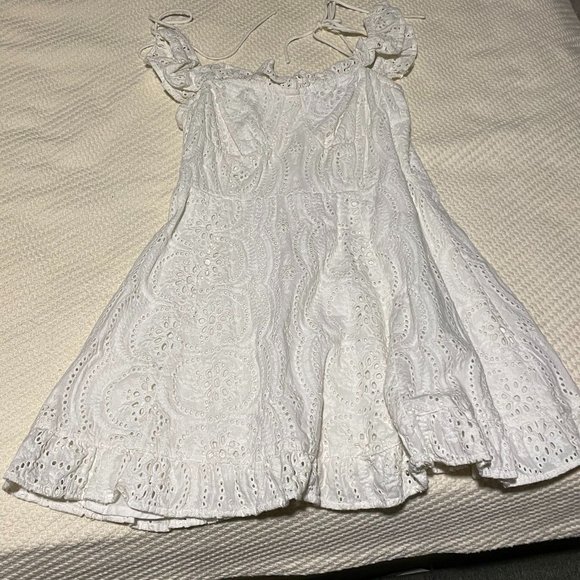 Lovers and Friends White Eyelet Dress - Picture 4 of 5